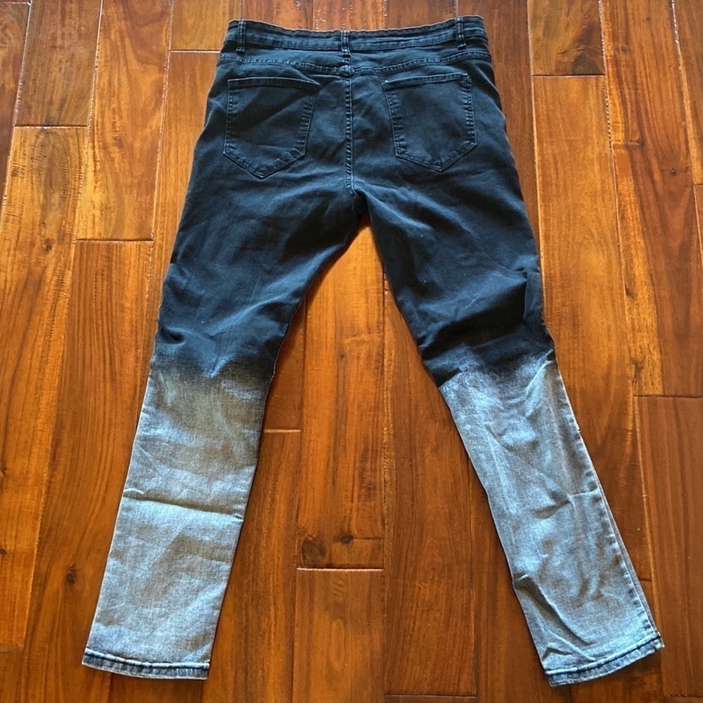 Mens Shein Black to Gray Fade Jeans in ize 34 [LIKE NEW] - Picture 3 of 5